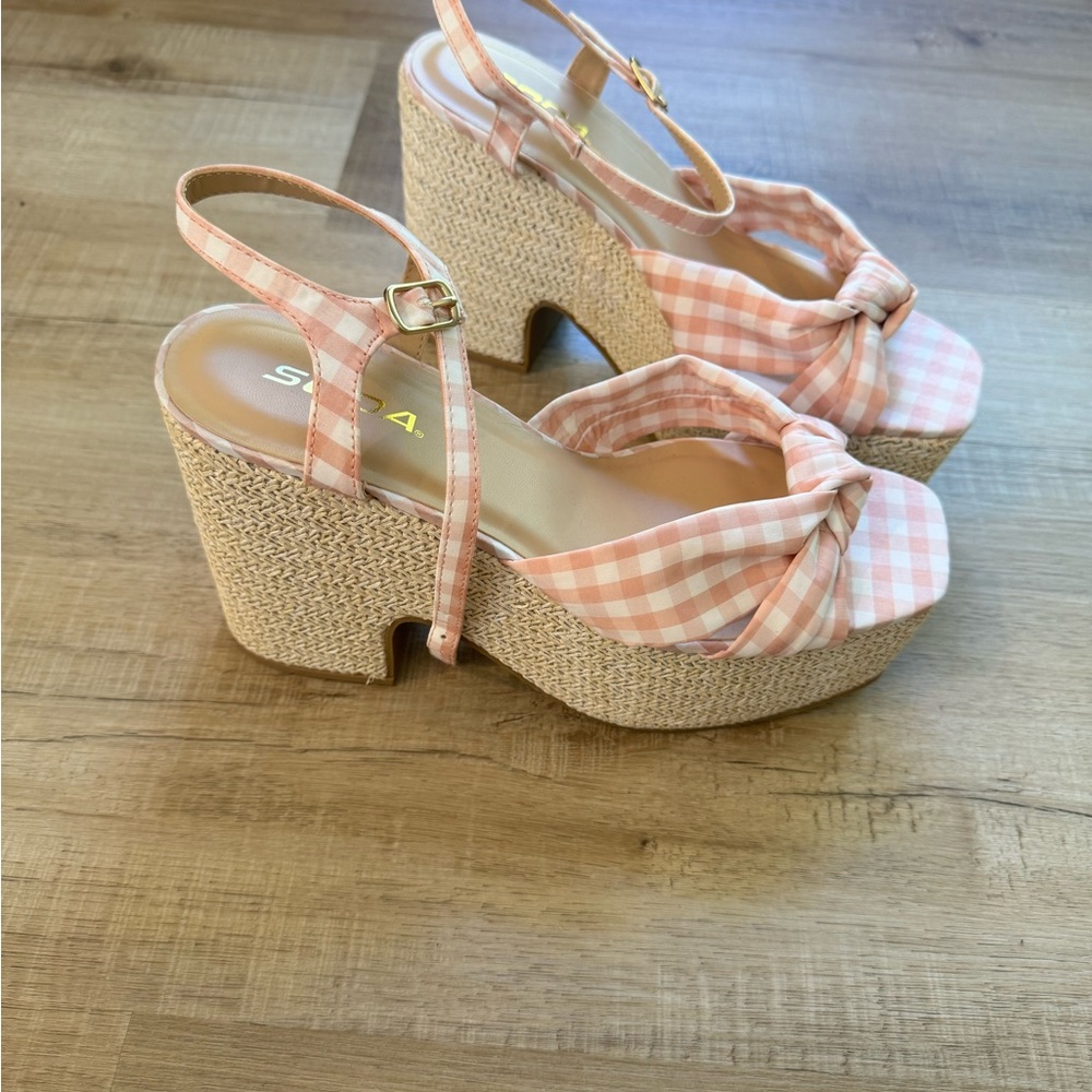 Pink Gingham Wedges